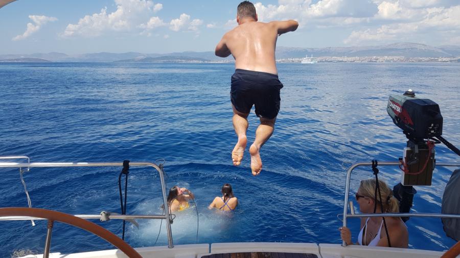 Fürdés a tengerben, ahol csak szeretnénk